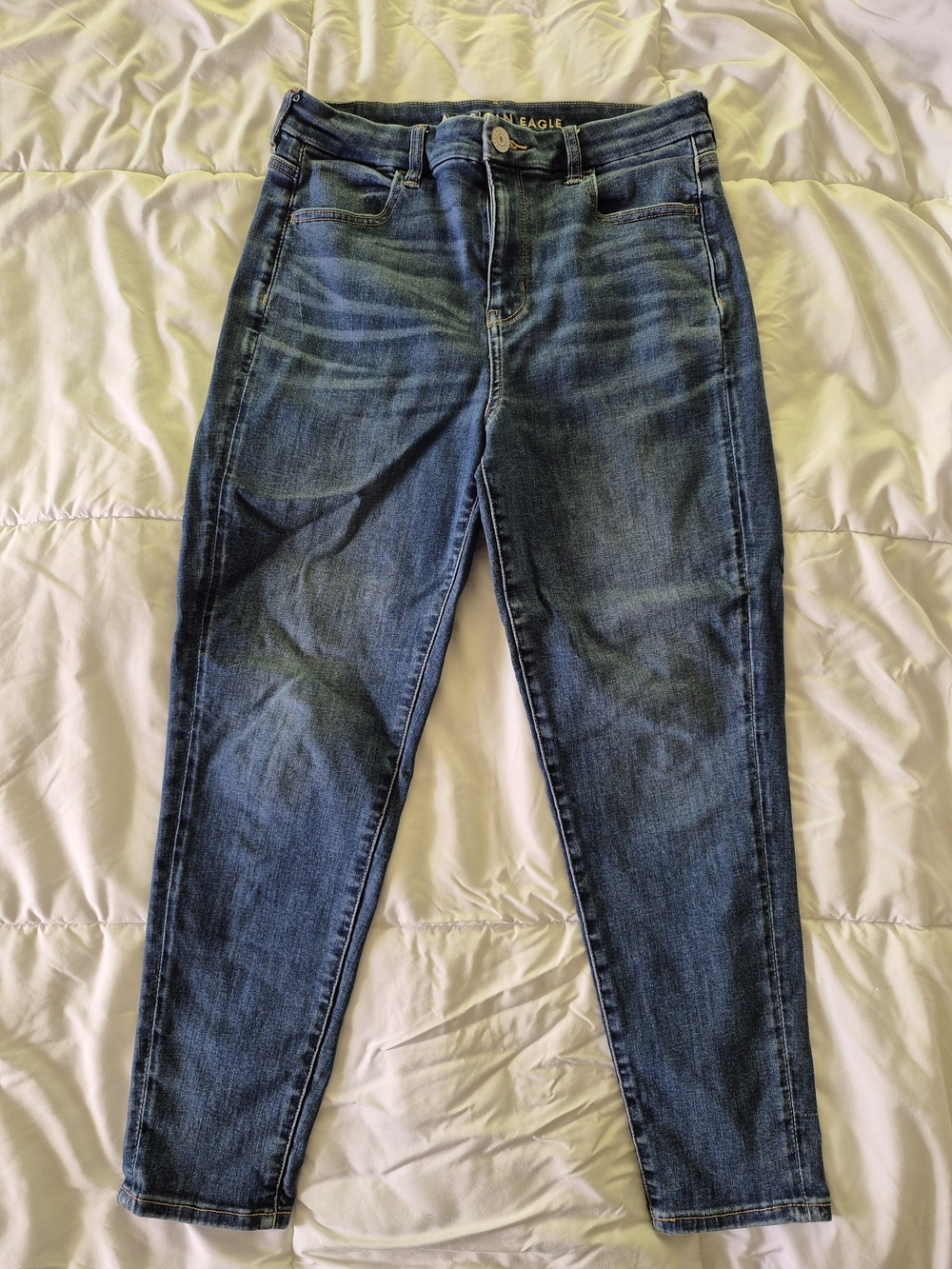 American Eagle Outfitters High Rie Curvy Jegging Crop